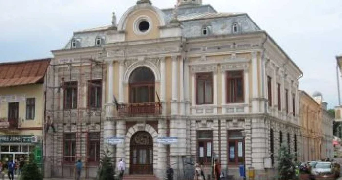 Târgu-Jiu: Clădirile istorice din centrul municipiului întră în proces de reabilitare