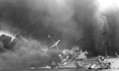 Un subiect sensibil: sabordarea flotei franceze din 1942 jpeg