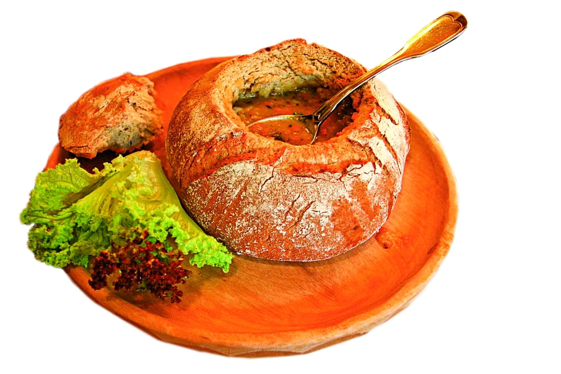 ciorba legume paine jpeg