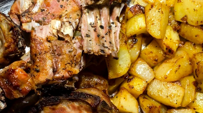 Agnello-al-forno. FOTO fattoincasadabenedetta.it