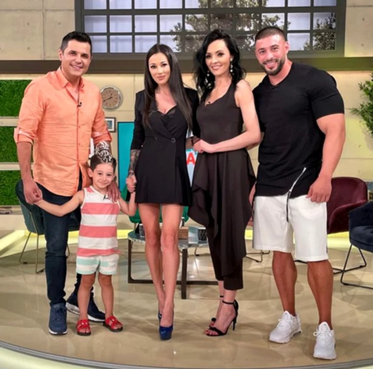 
    Așa arată Roxana, gravidă în 6 lunifoto: PRO TV  