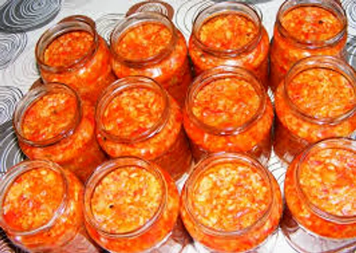 Tocana de legume cu orez pentru iarnă.