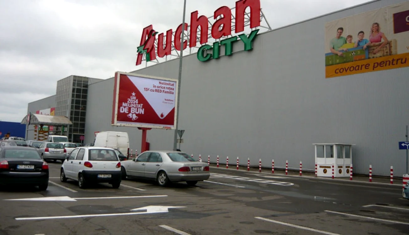 Auchan a finalizat la 1 septembrie 2015 ultima etapă, de natură juridică, a procesului de achiziţie şi transformare în Auchan a celor 20 de hipermarketuri Real din România FOTO: Mediafax