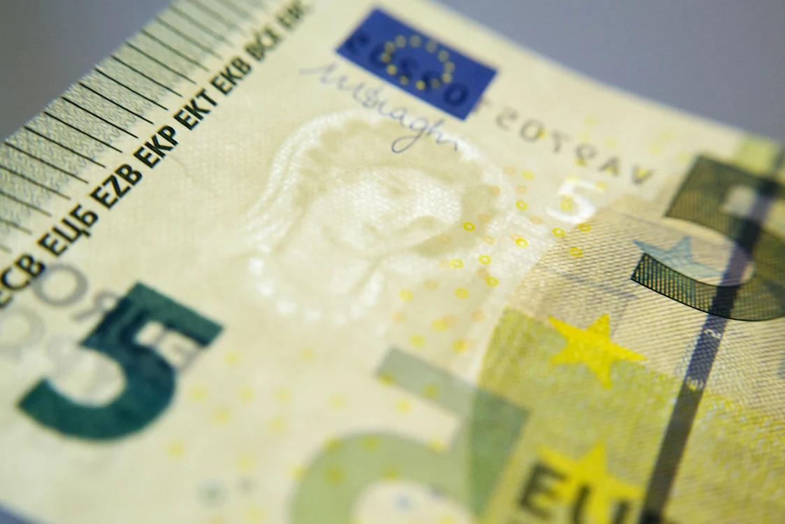 De ce adoptarea monedei euro este deocamdată un miraj? jpeg