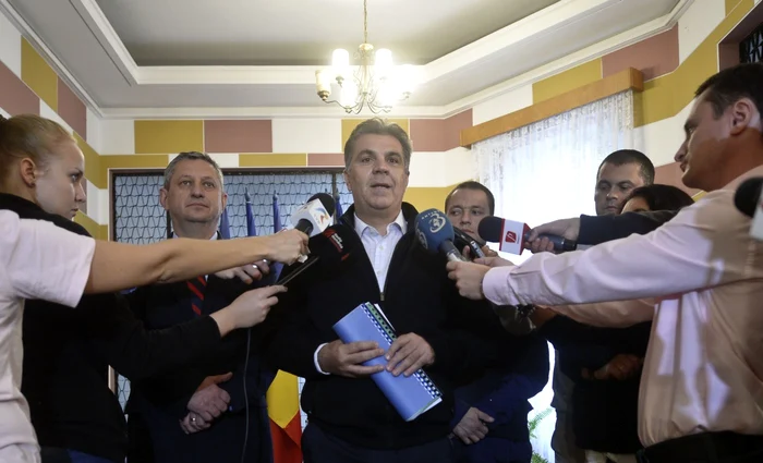 Preşedintele Camerei Deputaţilor, Valeriu Zgonea, la conferinţa de presă de la Roşia Montană FOTO Mediafax