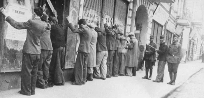 Evrei români perspecutați în Al Doilea Război Mondial FOTO Adevărul