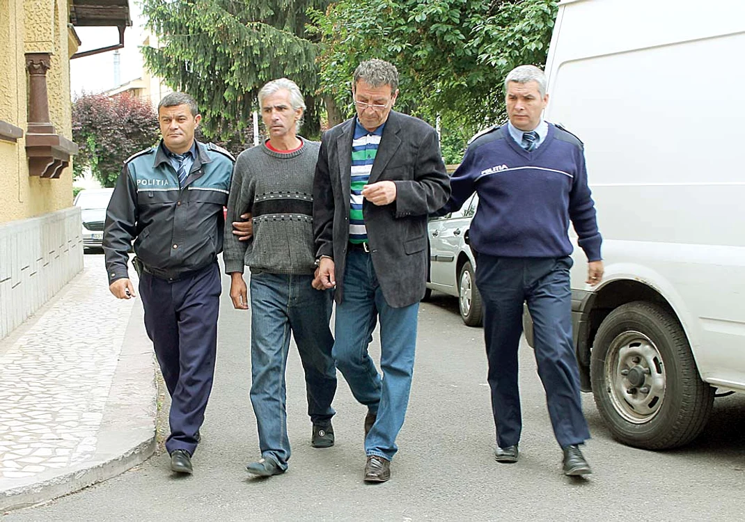 Vasile Zosim a fost săltat de DGA pentru că ar fi luat 43.500 de lei de la un om de afaceri de etnie romă
