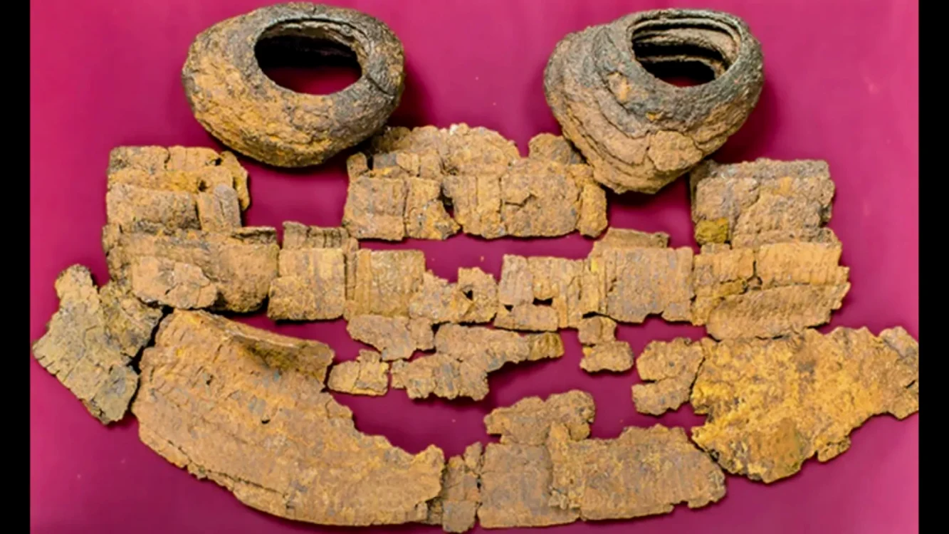Armura descoperită sub templu (© Nara National Research Institute for Cultural Properties)