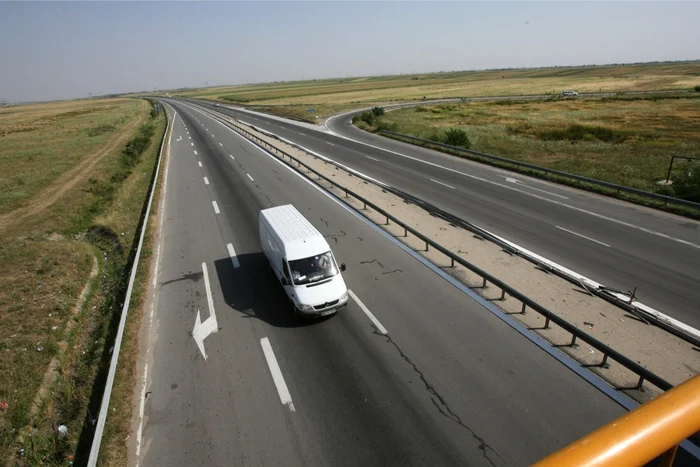Polişiştii au ieşit la control pe autostrăzi. FOTO: Adevărul