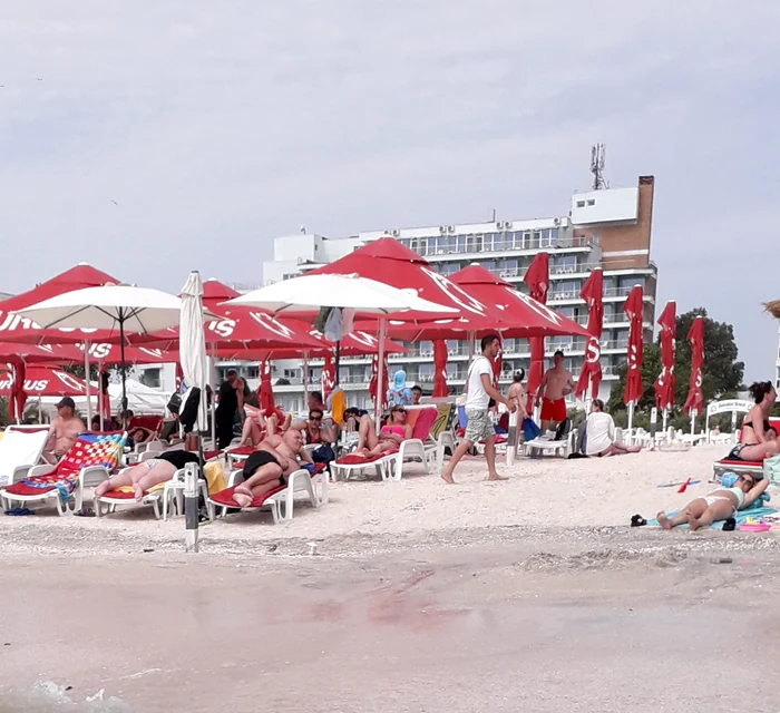 Turiștii au venit pe Litoral