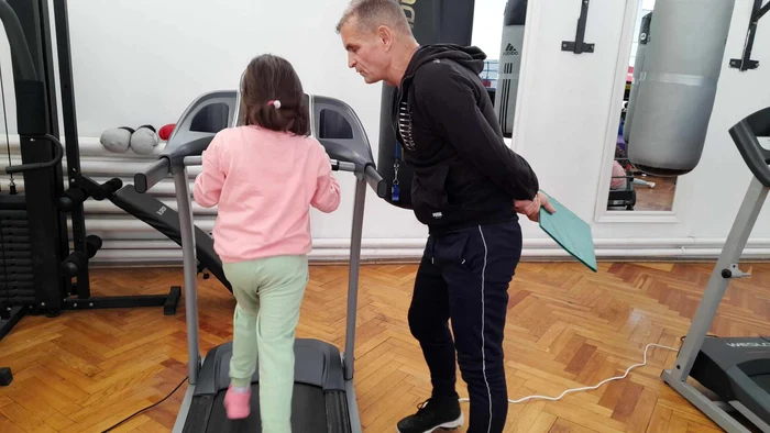 Educație Fizică la LPS Banatul FOTO Ștefan Both