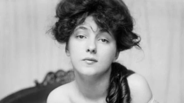 Povestea lui Evelyn Nesbit, primul supermodel din lume, a cărei frumuseţe a condus la crimă jpeg