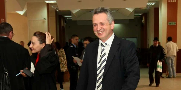 Vicepreşedintele Relu Fenechiu a anunţat lista secretarilor de stat liberali