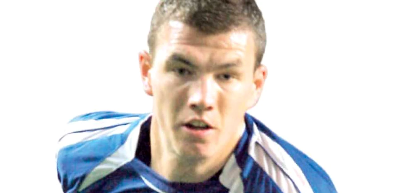 Edin Dzeko e cel mai bine cotat jucător al Bosniei