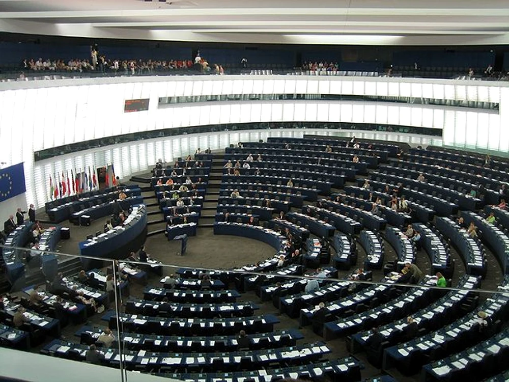 640px EP Strasbourg hemicycle l gal jpg