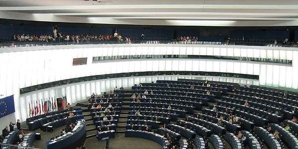 640px EP Strasbourg hemicycle l gal jpg