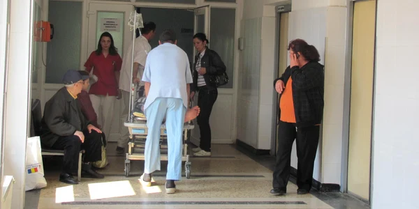 Femeia a fost internata in sectia de chirurgie