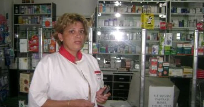 Satu Mare: VIDEO Falsul inspector OPC revine în „control” la farmacii