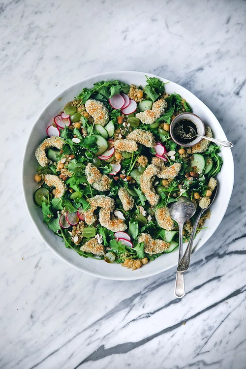 avocado pane cu salata quinoa jpeg