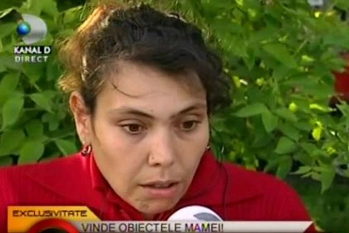 
    Ioana Tufaru a ajuns să-şi vândă lucrurile în stradă  