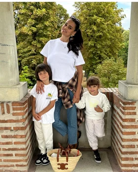 Întrebată dacă s-a panicat în urma celor întâmplate, mai ales că era în gară alături de copiii ei mai mici, nerăbdători să plece într-o frumoasă aventură, Anca Serea a fost de părere că a fost un semn și l-a luat ca atare