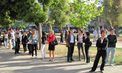 parinti si studenti universitate jpeg