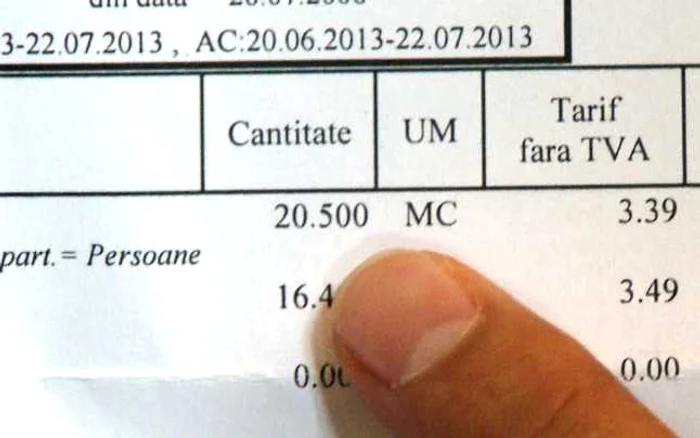 Unele facturi la energie electrică şi gaze naturale inclus consumul estimat pentru două luni în avans, astfel că românii sunt nevoiţi să achite sume suplimentare pentru un consum nerealizat