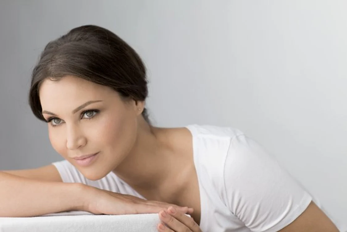 Daniela Nane practică Reiki, o tehnică asiatică de revigorare fizică şi spirituală