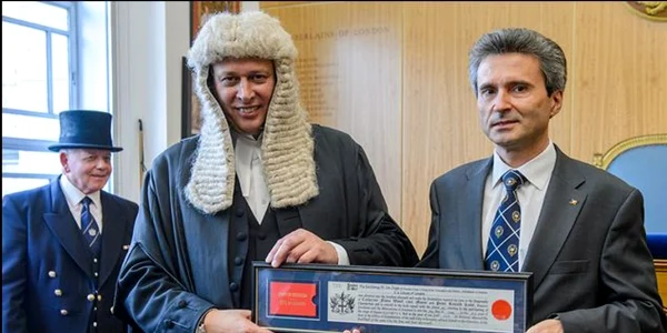Dr. Ion Jinga primit distincţia „Freedom of the City of London“