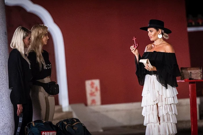 4 alina ceusan si carmen grebenisan eliminate de la asia express jpg jpeg