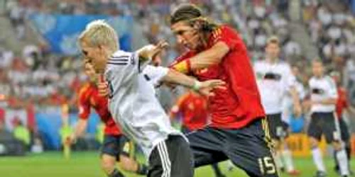 Schweinsteiger şi Sergio Ramos s-au întâlnit acum patru ani în finala EURO 2008