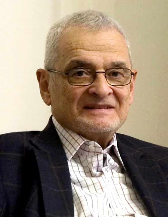 "În raport cu alte <<vicii>>, plictiseala operează la un nivel superior"   interviu cu scriitorul Ion VIANU jpeg
