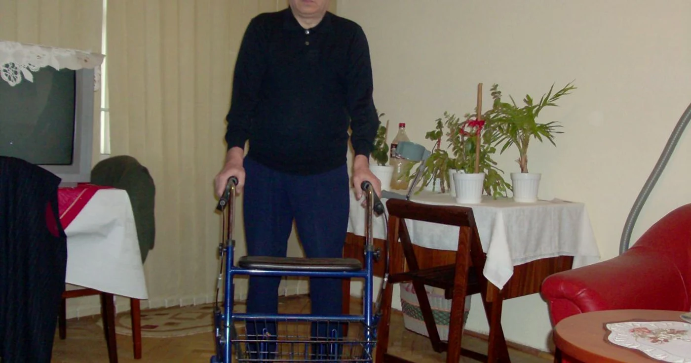 O operaţie la ureche l-a lăsat infirm pe viaţă