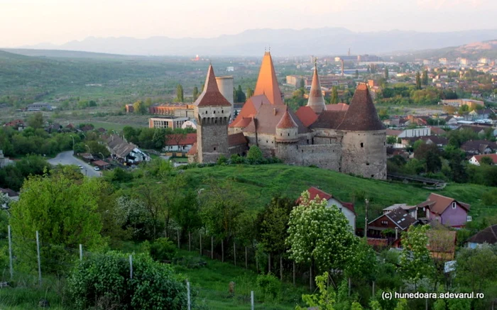 Municipiul Hunedoara. Foto: Daniel Guţă. ADEVĂRUL