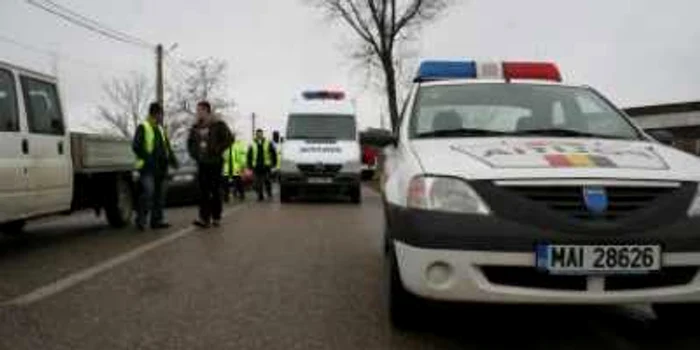 Botoşani:  Copilă de nouă ani accidentată după ce a traversat printr-un loc nesemnalizat