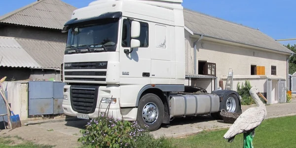 Moldovenii care furau camionale au fost prinși în orașul francez Lille