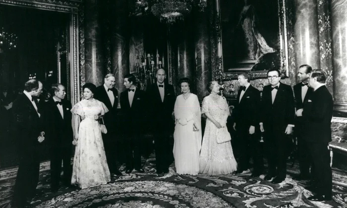 Jimmy Carter, Regina mamă, Regina Elisabeta, Profimedia (2) jpg