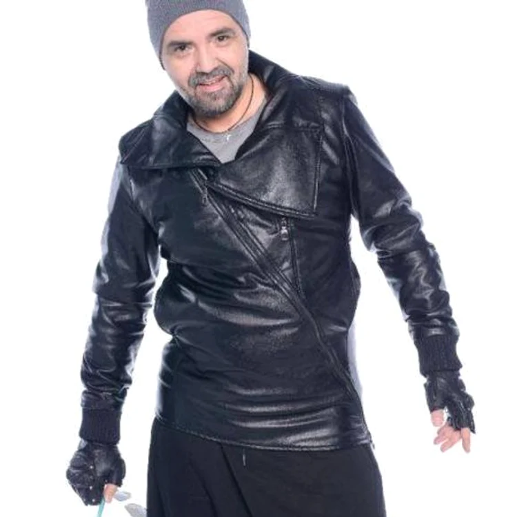 
    Daniel Iordachioaie a şocat cu noul look, total schimbatFoto: Antena 1  