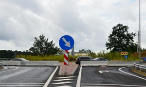 Acestea sunt bretelele care descarcă traficul din Lotul 4, fără de care tronsonul nu se poate fi dat în circulație  jpeg