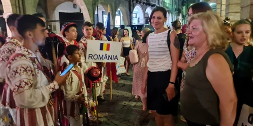 Roamania Folclor spectacol Italia