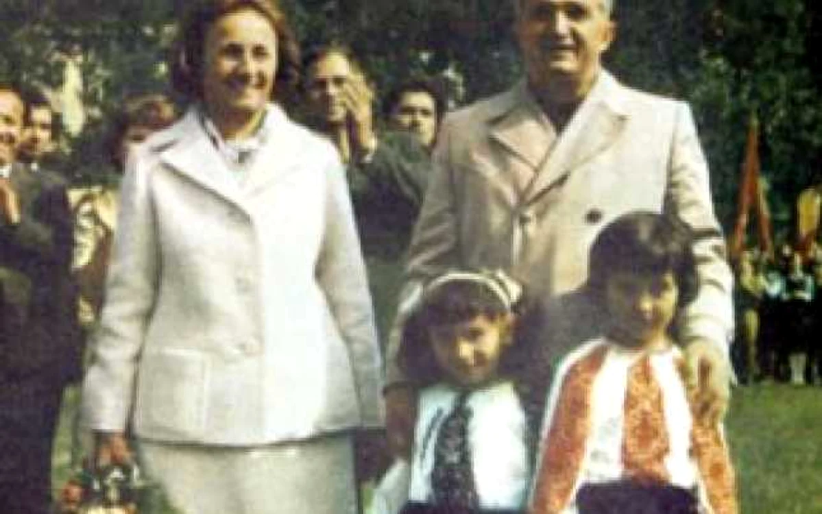 Serial: The end of the Ceauşescus