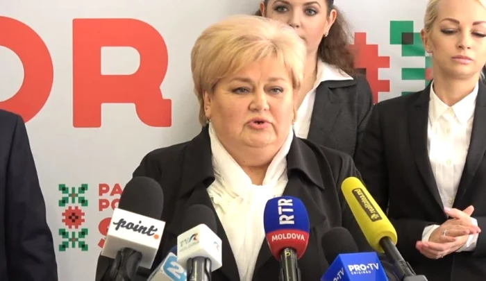 Reghina Apostolova privesc.eu