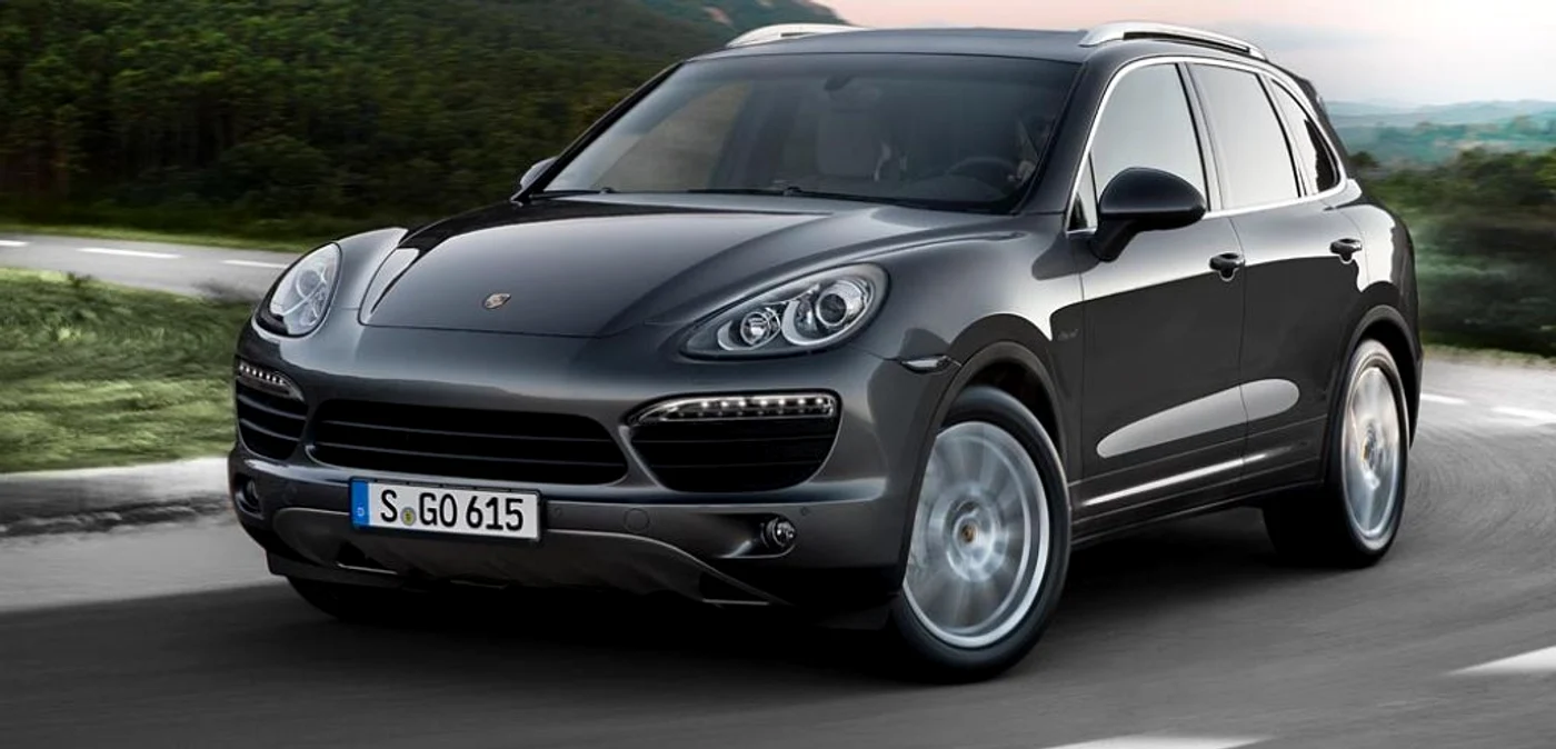 Un Porsche Cayenne costă circa 100.000 de dolari