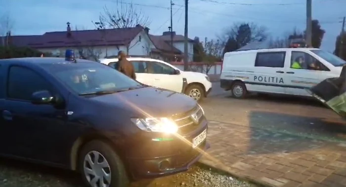 Criminalul ar fi anunțat că a omorât un om, ulterior fiind anunțate autoritățile FOTO: captura video