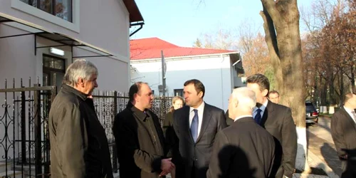 La poarta Oficiului consular al României din or. Ungheni