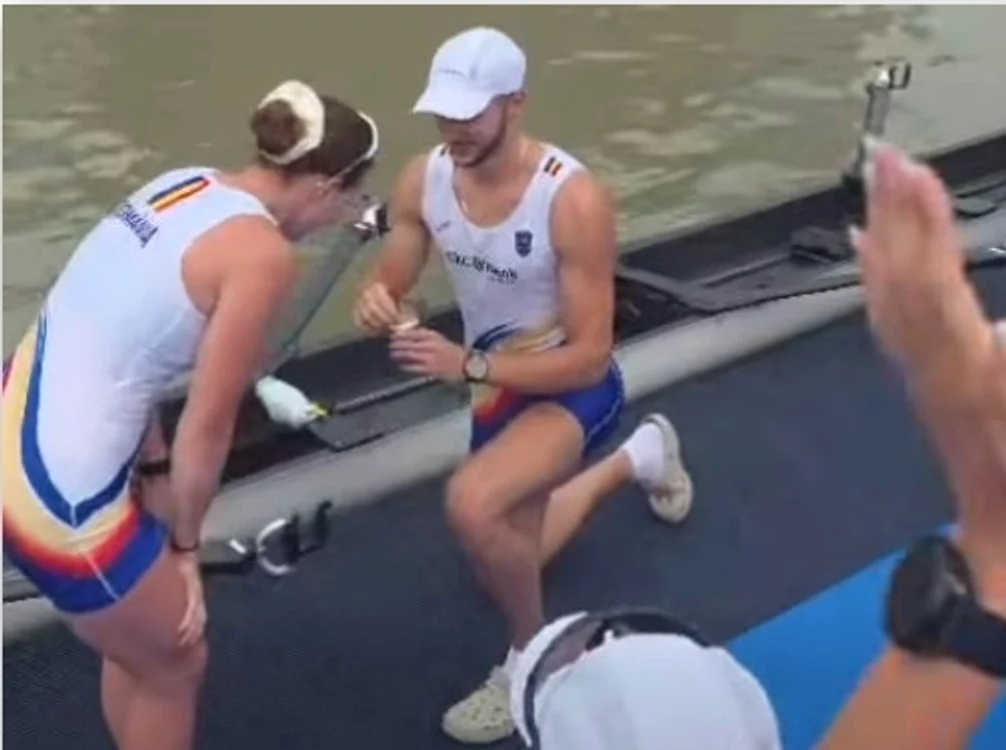 Claudiu Neamțu a cerut-o în căsătorie pe Cristina Drugă pe ponton, la Shanghai