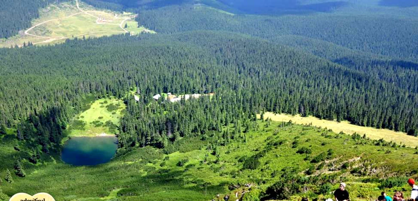 Iezerul Şureanu sau splendoarea din Munţii Carpaţi FOTO Florian Rareş Tileagă