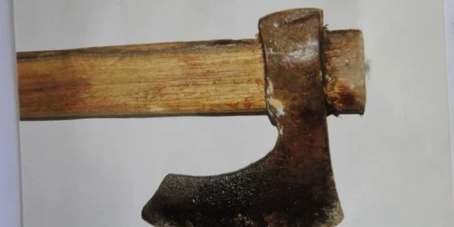 Poliţiştii cercetează cazul tânărului agresat. Foto arhivă