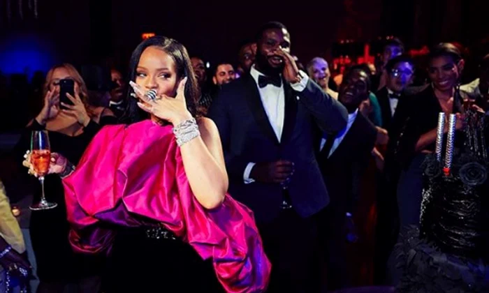 rihanna 1` png