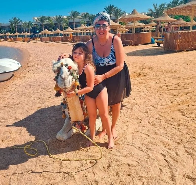 
    Marius Elisei nu vrea sa se mai vadă decât cu fiica luifoto: Instagram  